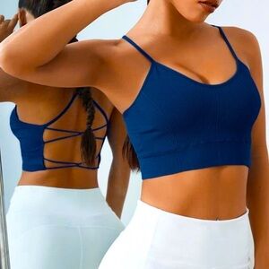 NWOT women’s activewear cross back padded bralette/workout crop top